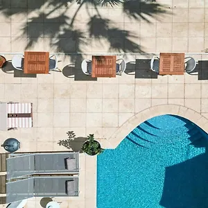 La *** Juan-les-Pins