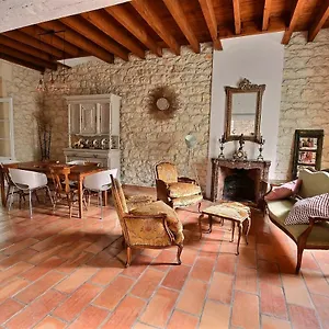 Chez Catherine Arles